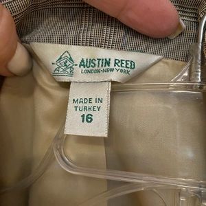 Austin Reed Women’s Business Pant Suit